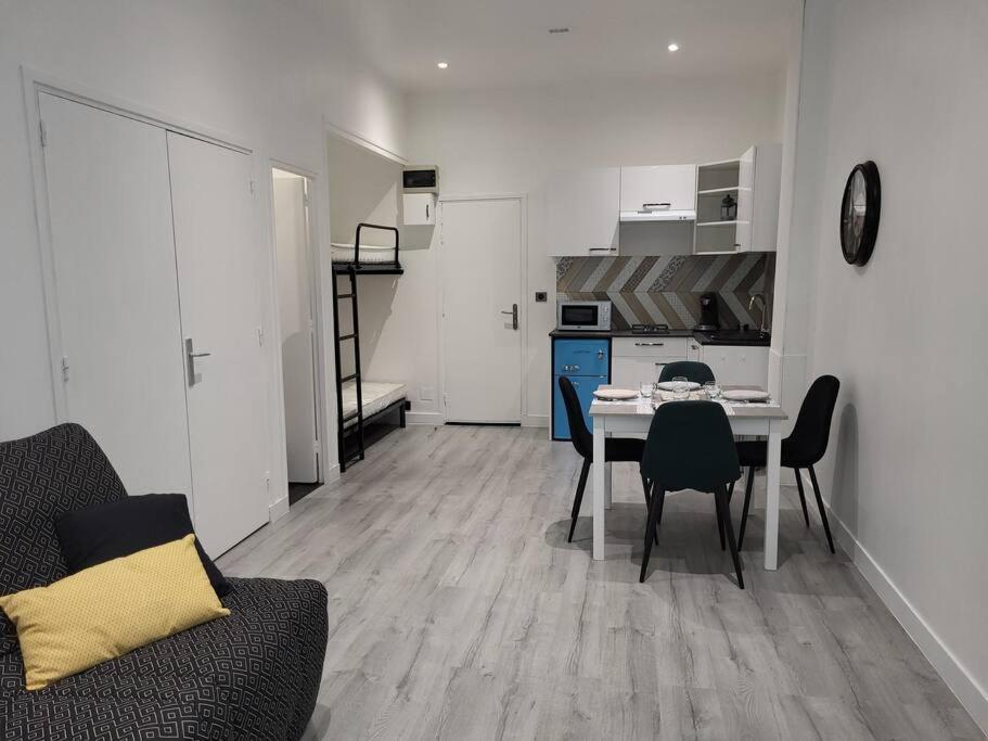 Grand Studio Refait A Neuf Centre-Ville La Bourboule Esterno foto